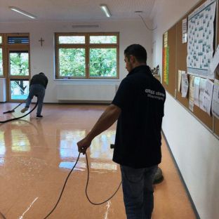 Reinigung Schulen Gebäudereinigung Ludwigsburg